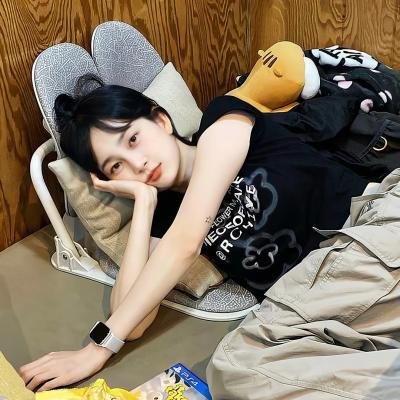 怪诞女孩